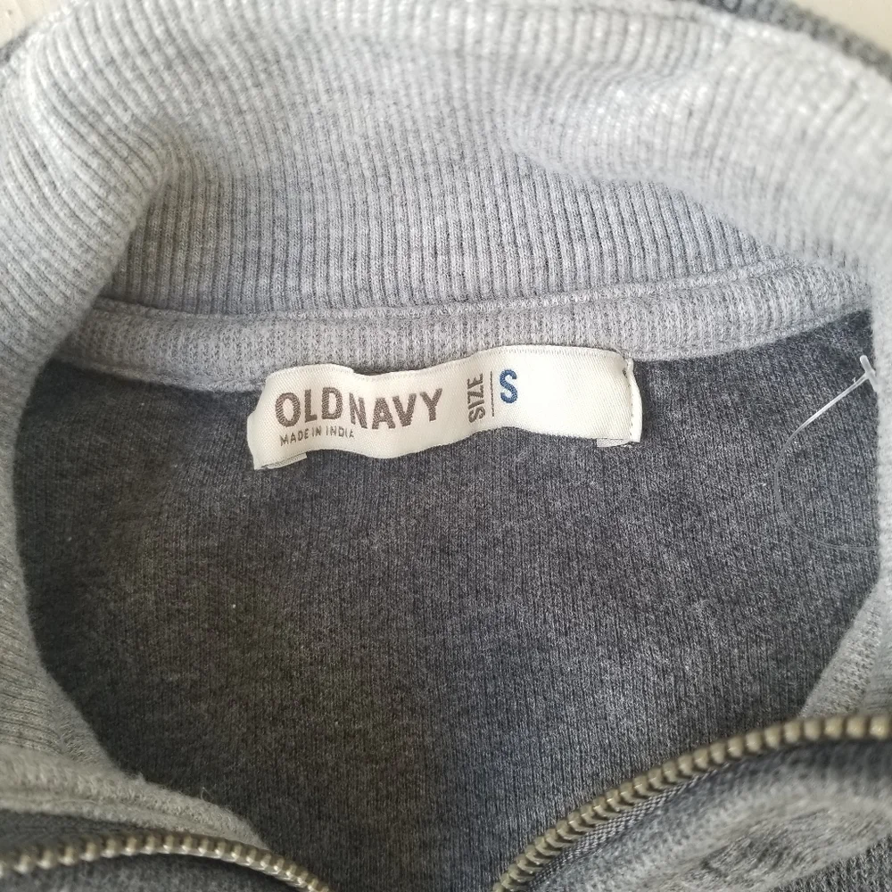 S Old Navy Gray 1/4 zip sweater